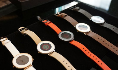 اولین ساعت هوشمند دایره ای Pebble با طراحی زیبا معرفی شد